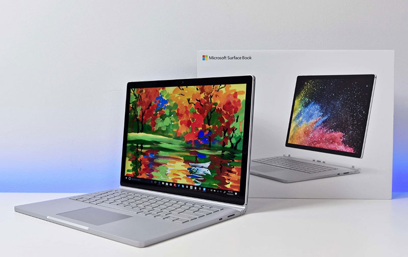 Выьипаем компьютер для работы с графикой Компьютеры Microsoft Surface Book 2 для графики и дизайна